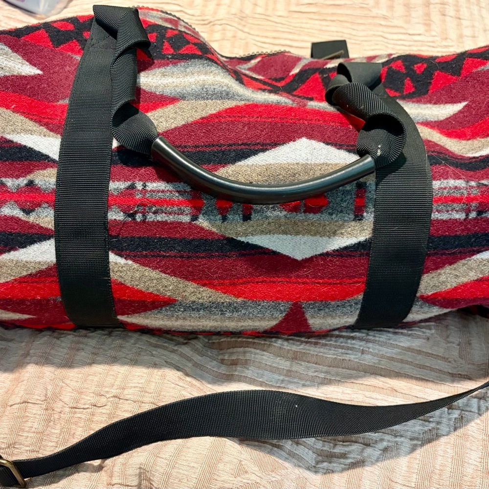 Pendleton Geometric Red and Black Travel Bag